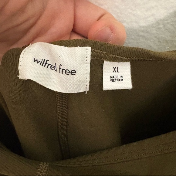 Aritzia Wilfred Free Divinity Kick Flare Jumpsuit in Bough Green Size XL New - Picture 6 of 9